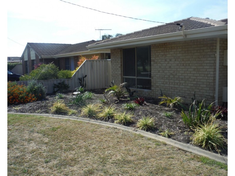 35 Gumnut Crescent, Safety Bay WA 6169