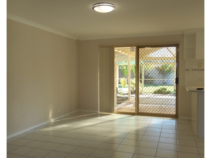 6 Cocos Court, Warnbro WA 6169