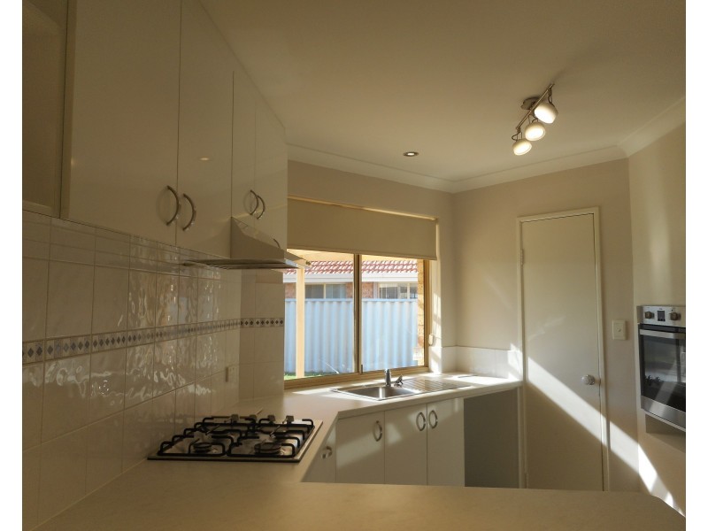 6 Cocos Court, Warnbro WA 6169