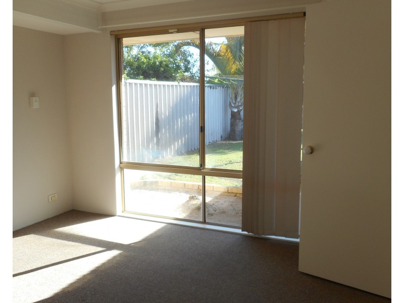 6 Cocos Court, Warnbro WA 6169