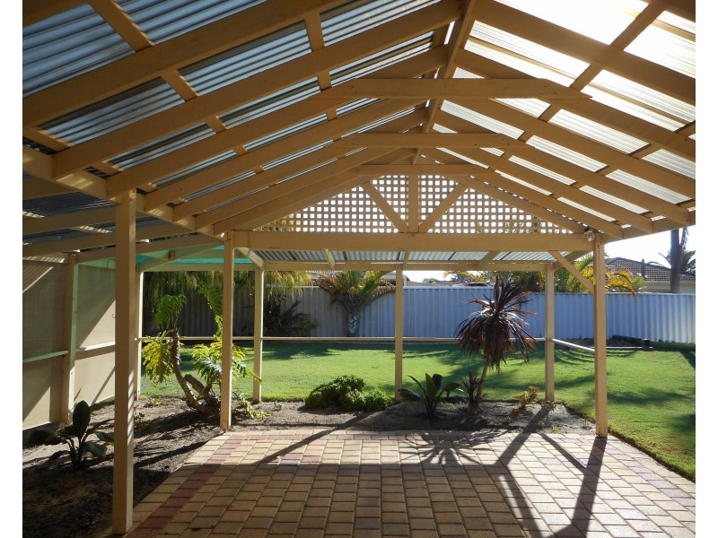 6 Cocos Court, Warnbro WA 6169