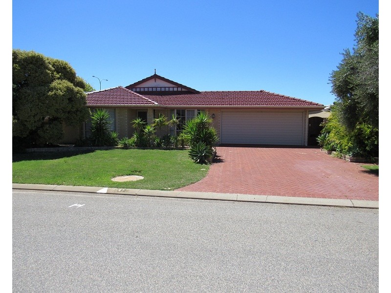 12 Alicante Mews, Secret Harbour WA 6173