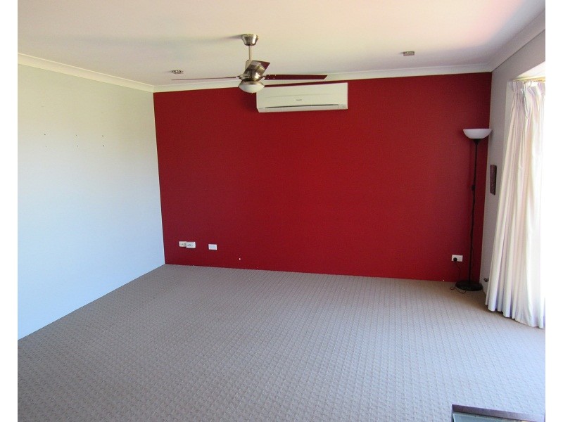 12 Alicante Mews, Secret Harbour WA 6173