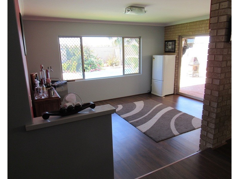 12 Alicante Mews, Secret Harbour WA 6173