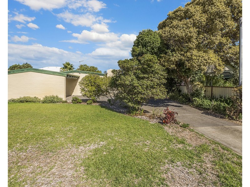 7 Catherine Street, Safety Bay WA 6169