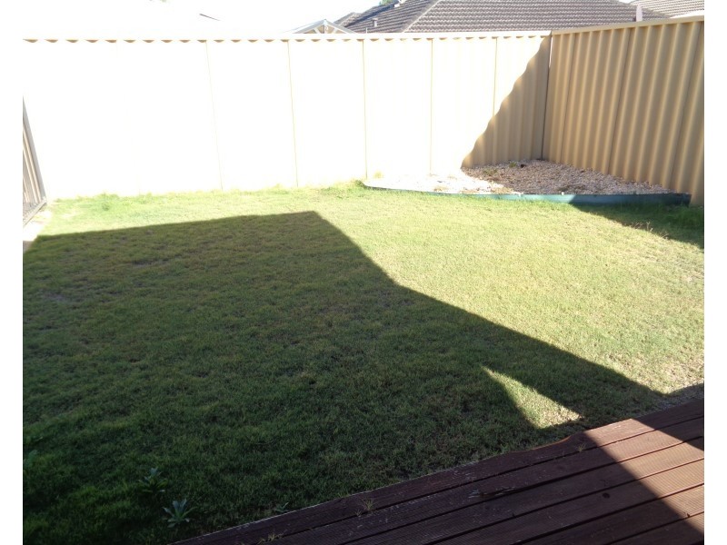 40 Claiborne Road, Secret Harbour WA 6173