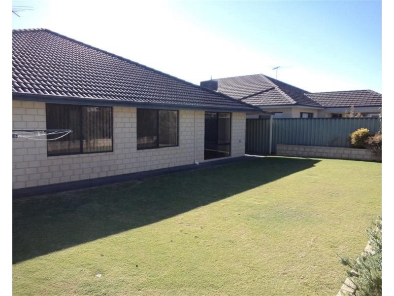 19 Brussels Circuit, Port Kennedy WA 6172