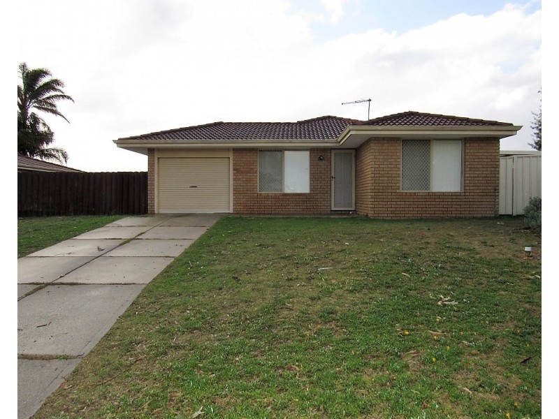 8 Fox Close, Waikiki WA 6169