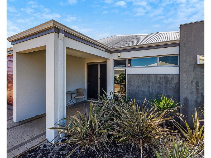 38 Skylark Loop, Erskine WA 6210