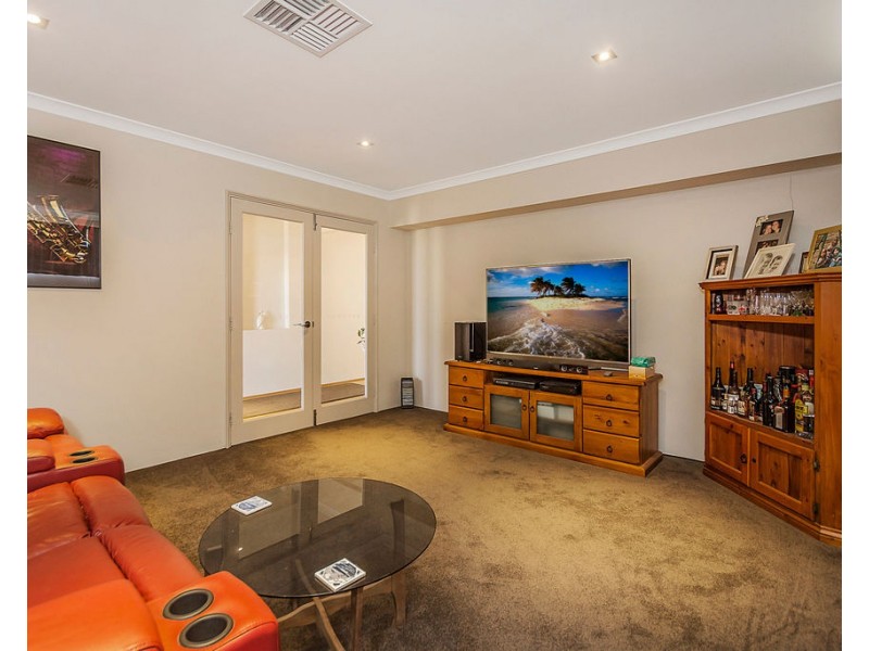 38 Skylark Loop, Erskine WA 6210