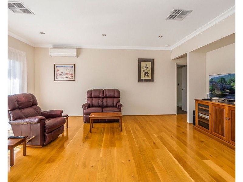 38 Skylark Loop, Erskine WA 6210