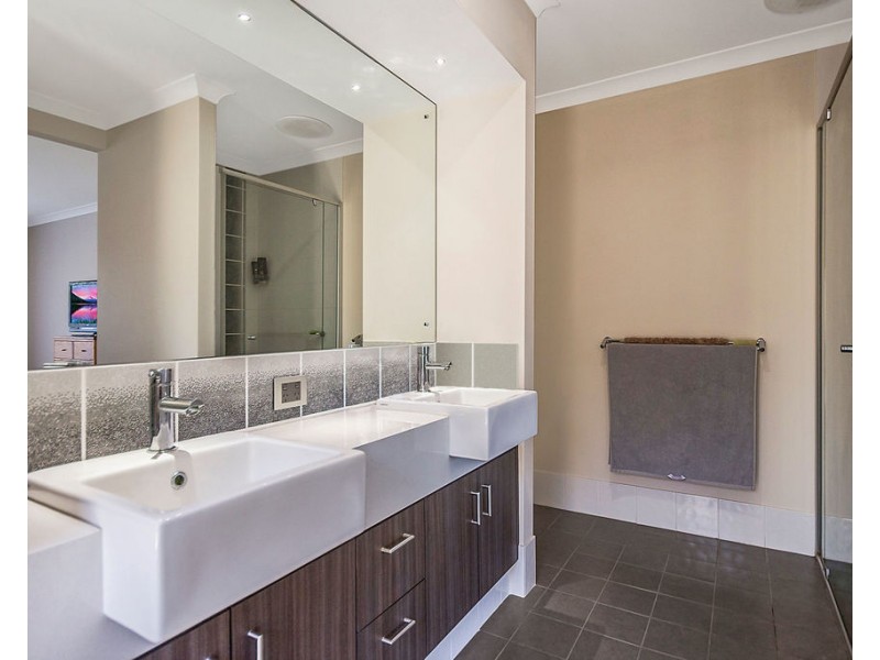 38 Skylark Loop, Erskine WA 6210