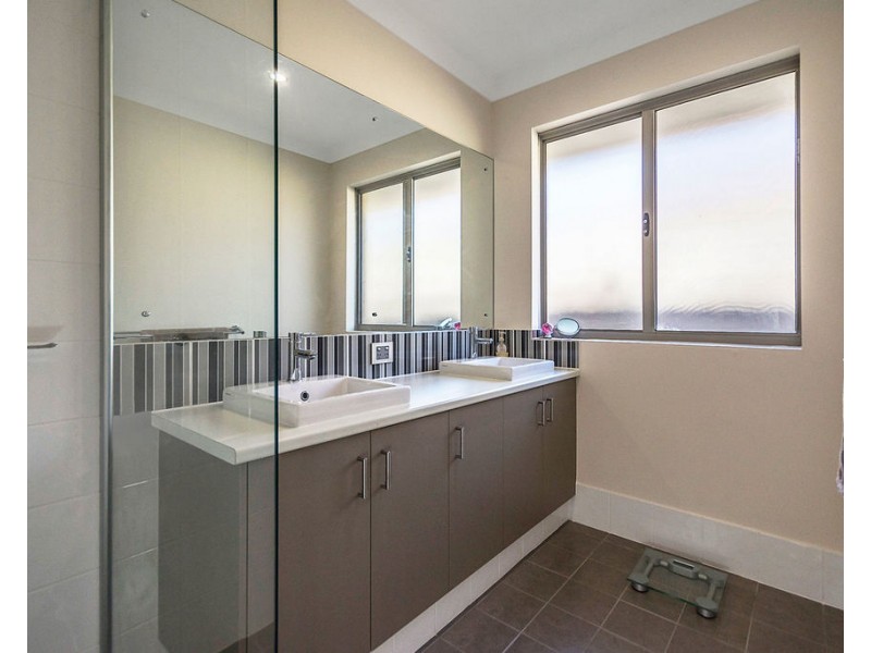 38 Skylark Loop, Erskine WA 6210