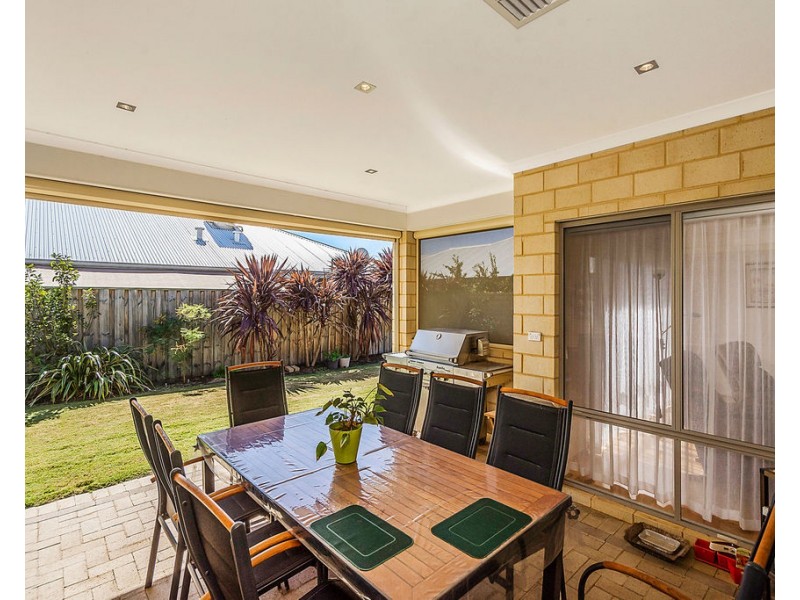 38 Skylark Loop, Erskine WA 6210