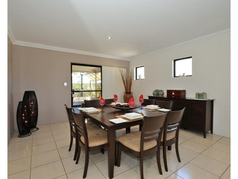 10D Parkin Street, Rockingham WA 6168