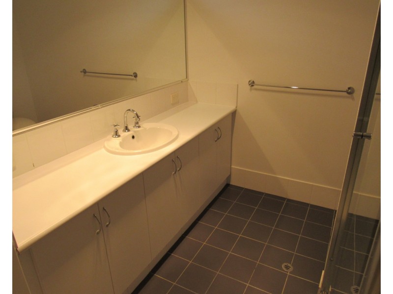 2 Valheru Avenue, Rockingham WA 6168