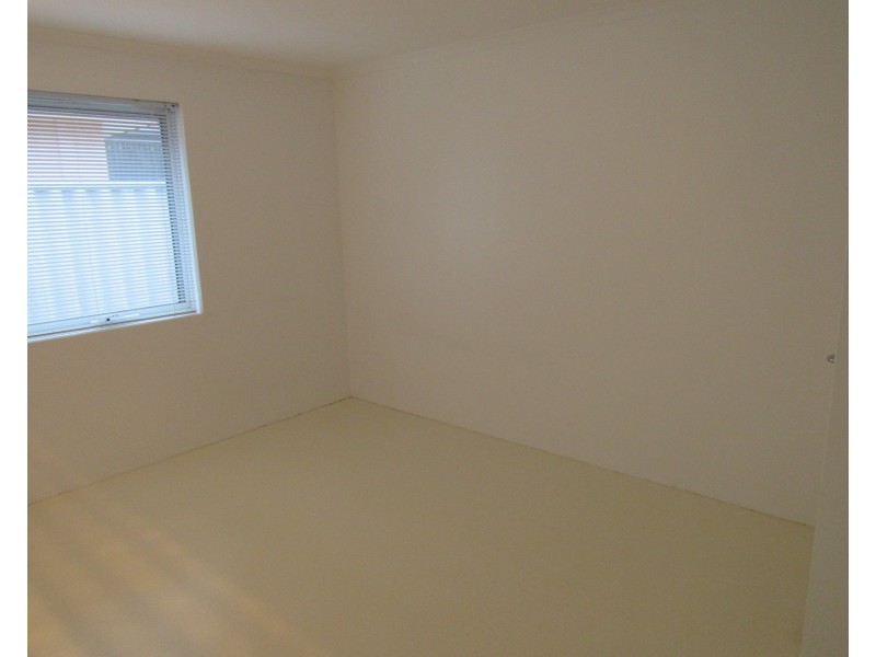 2 Valheru Avenue, Rockingham WA 6168