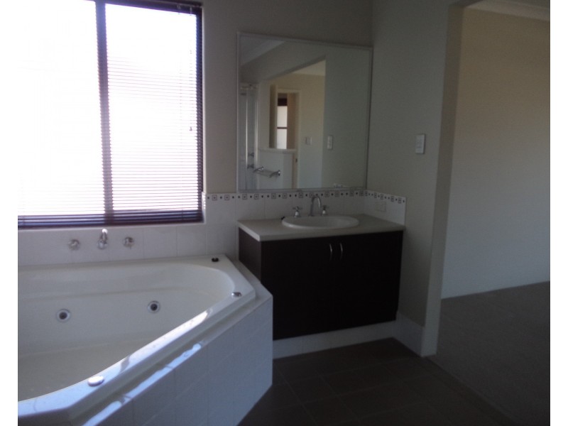 14 Patman Road, Secret Harbour WA 6173