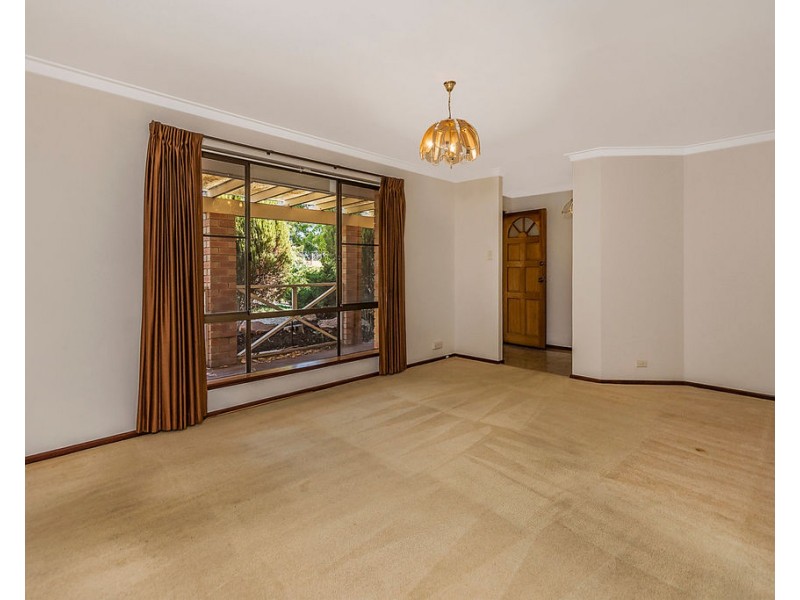 7 Fordred Place, Parmelia WA 6167