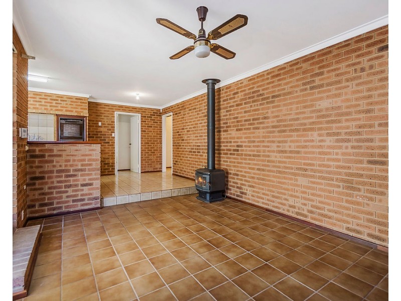 7 Fordred Place, Parmelia WA 6167