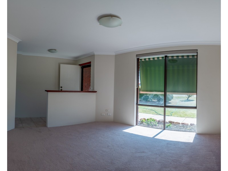 8 Knowle Way, Warnbro WA 6169