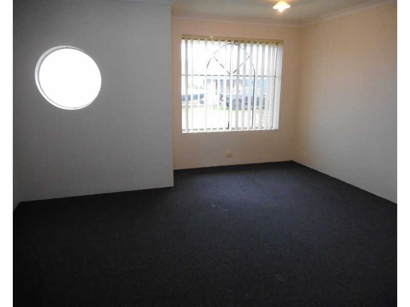 61 Montebourg Meander, Port Kennedy WA 6172