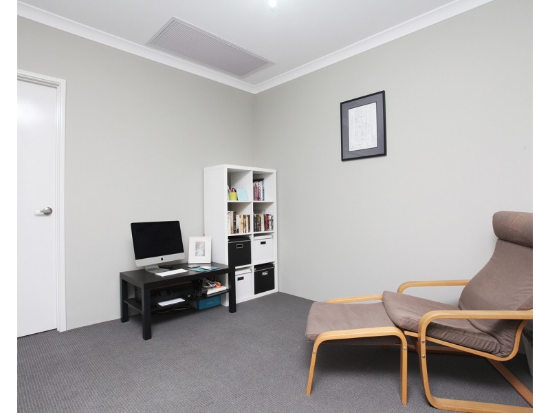 48 Lavinia Crescent, Secret Harbour WA 6173