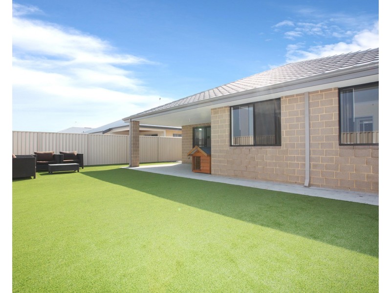 48 Lavinia Crescent, Secret Harbour WA 6173