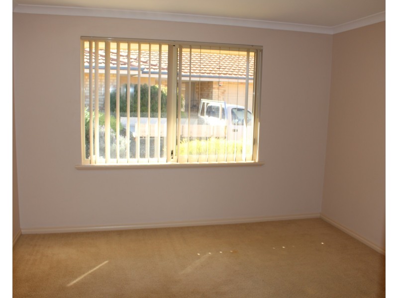 77  Montoro Drive, Port Kennedy WA 6172