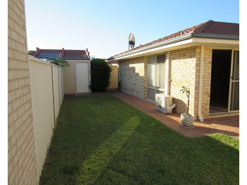 77  Montoro Drive, Port Kennedy WA 6172