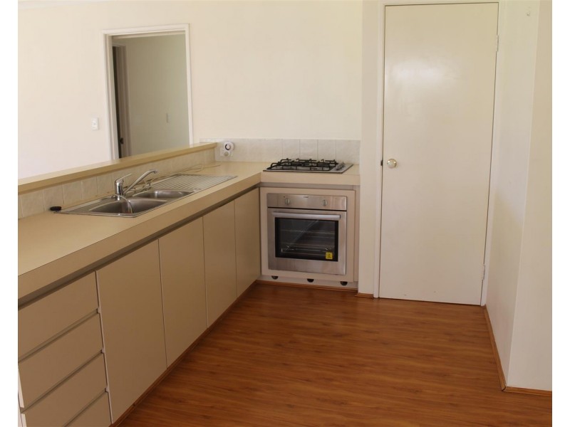 24 Pallarup Grove, Waikiki WA 6169