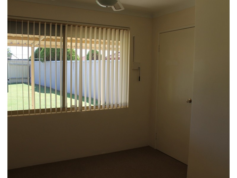 24 Pallarup Grove, Waikiki WA 6169