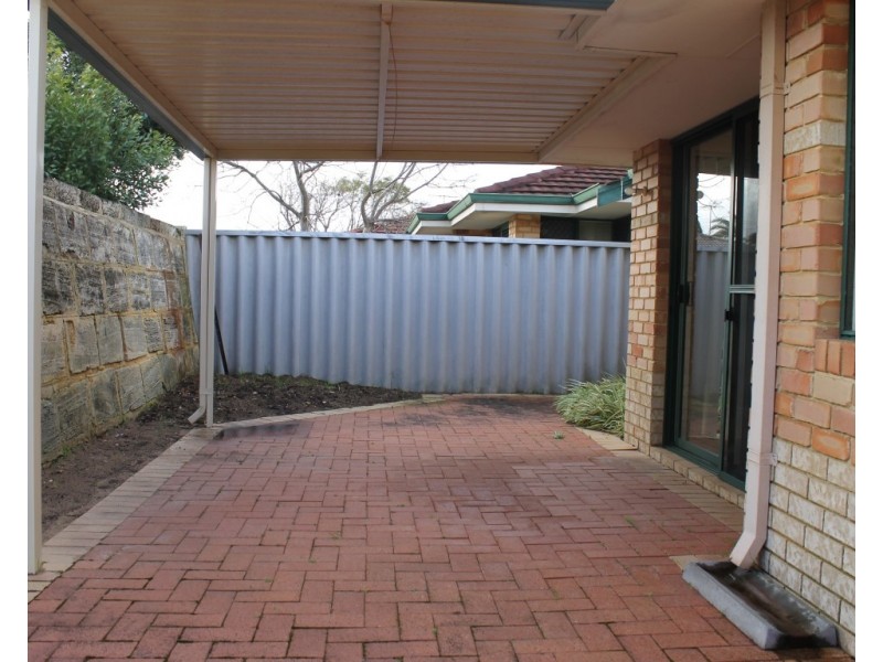 4/10 Nabberu Loop, Cooloongup WA 6168