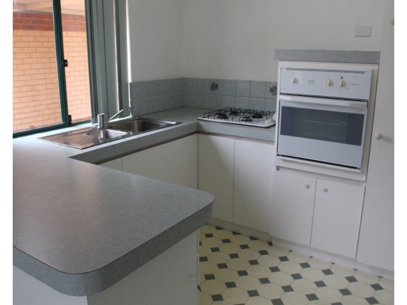 2/56-60 Elanora Drive, Cooloongup WA 6168