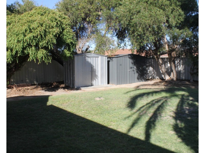 44 Rand Avenue, Waikiki WA 6169