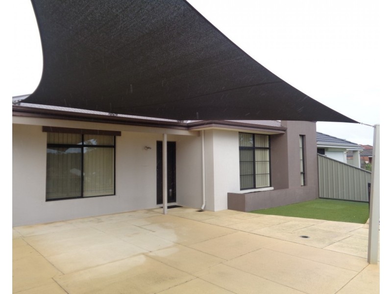 42 Kingaroy Drive, Baldivis WA 6171