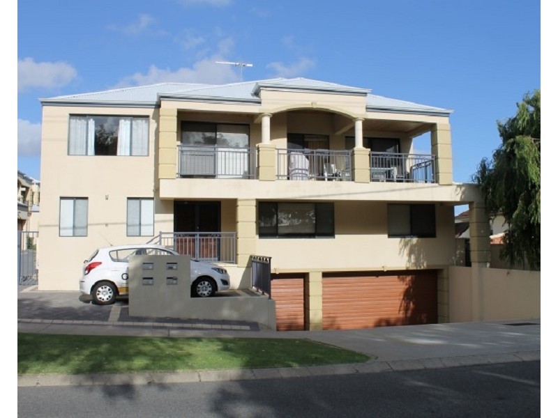 8/111 Kent Street, Rockingham WA 6168