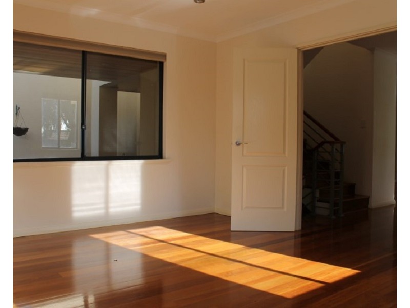 8/111 Kent Street, Rockingham WA 6168