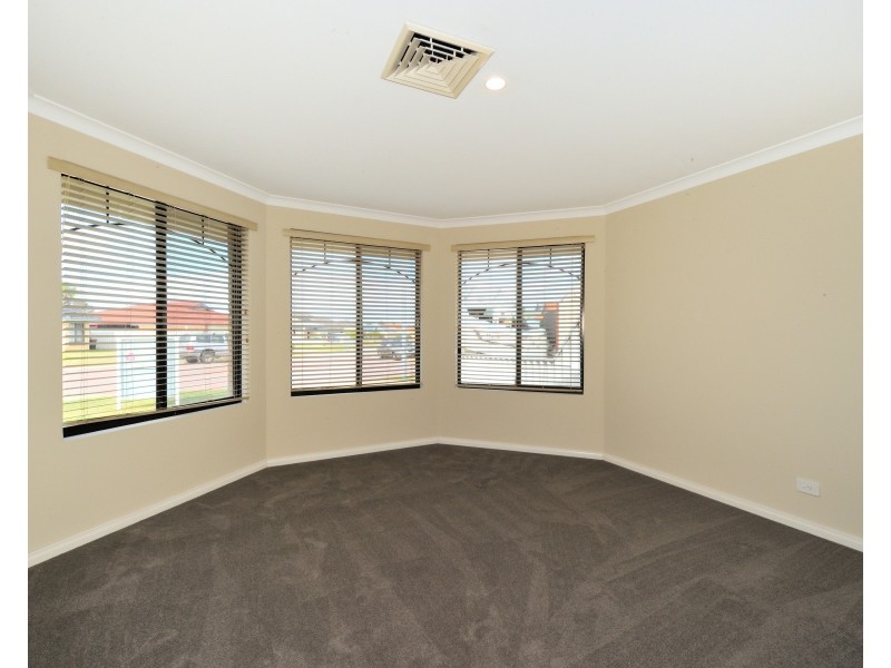 29 Eiffel Crescent, Port Kennedy WA 6172