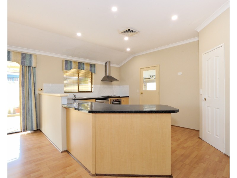 29 Eiffel Crescent, Port Kennedy WA 6172