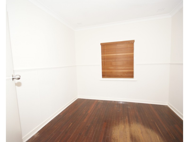 124 Medina Avenue, Medina WA 6167