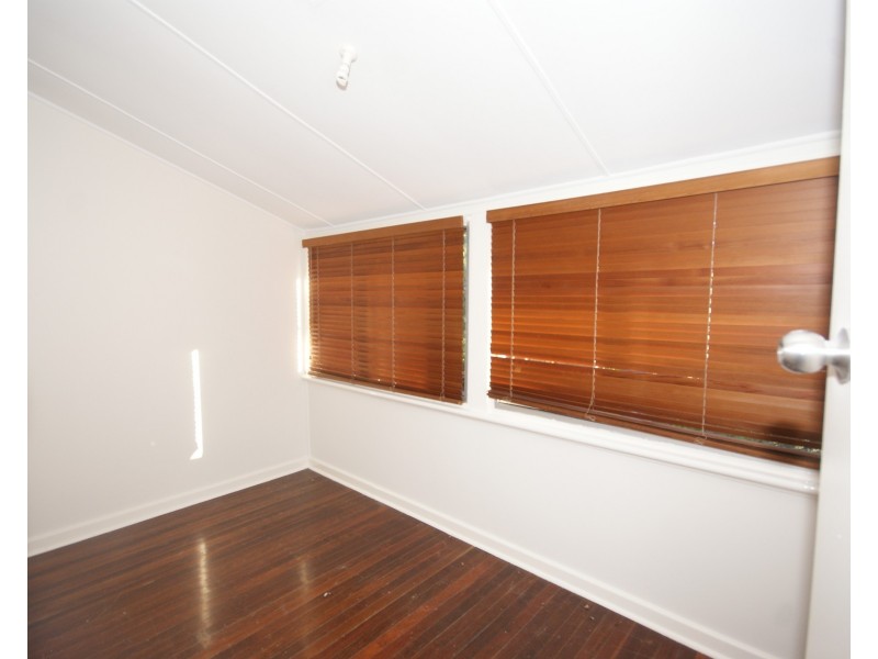 124 Medina Avenue, Medina WA 6167