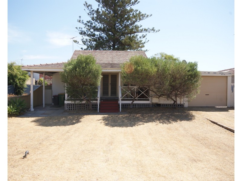 13 Fourth Avenue, Shoalwater WA 6169