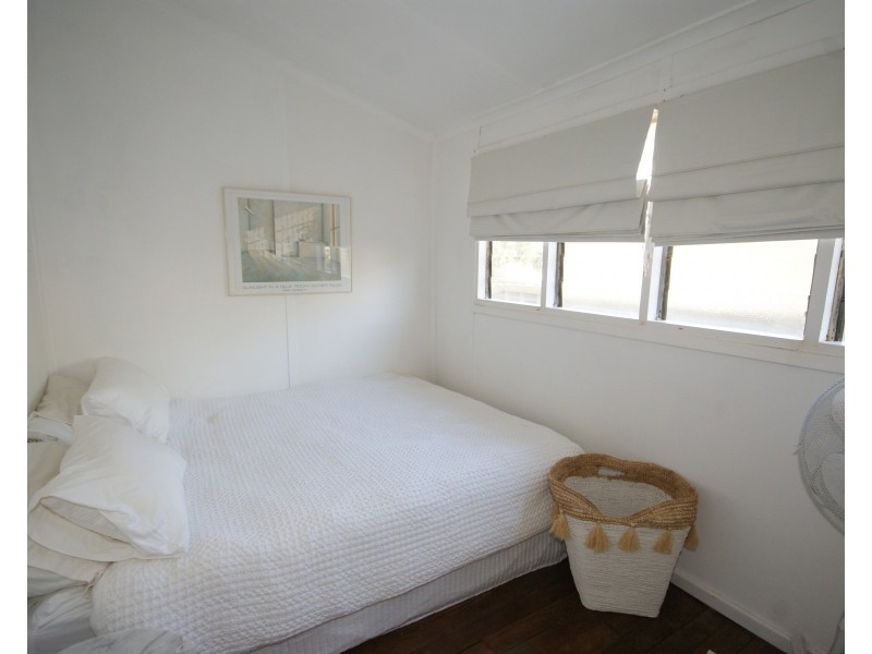 13 Fourth Avenue, Shoalwater WA 6169