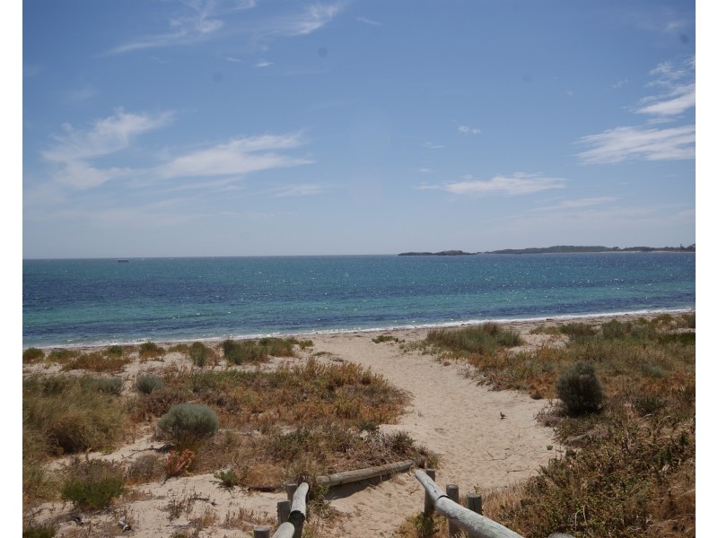 13 Fourth Avenue, Shoalwater WA 6169