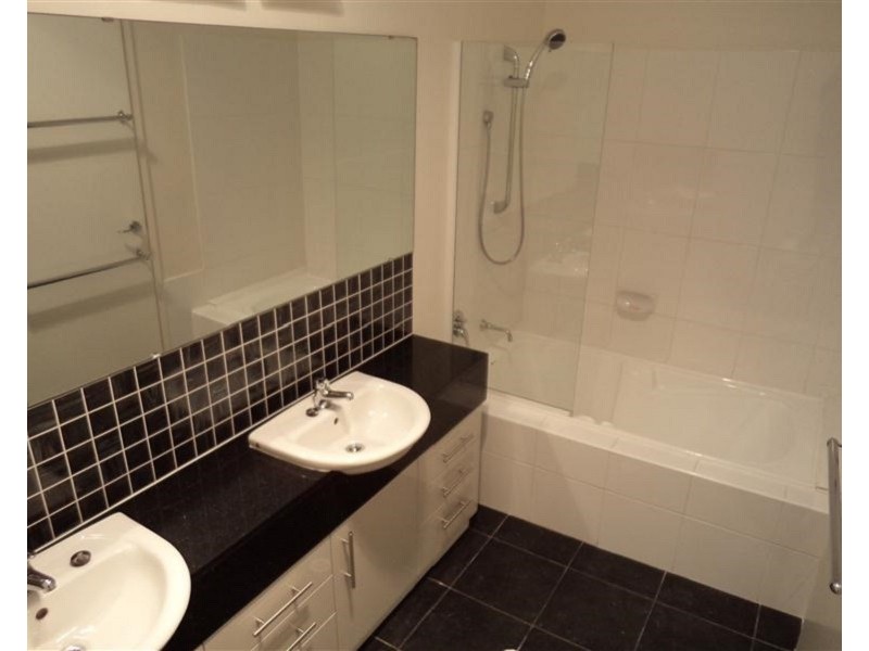 19/20 Lake Street, Rockingham WA 6168