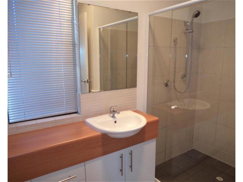 19/20 Lake Street, Rockingham WA 6168