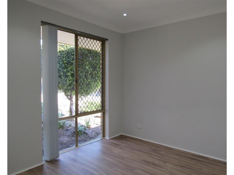 19/10 Merope Close, Rockingham WA 6168