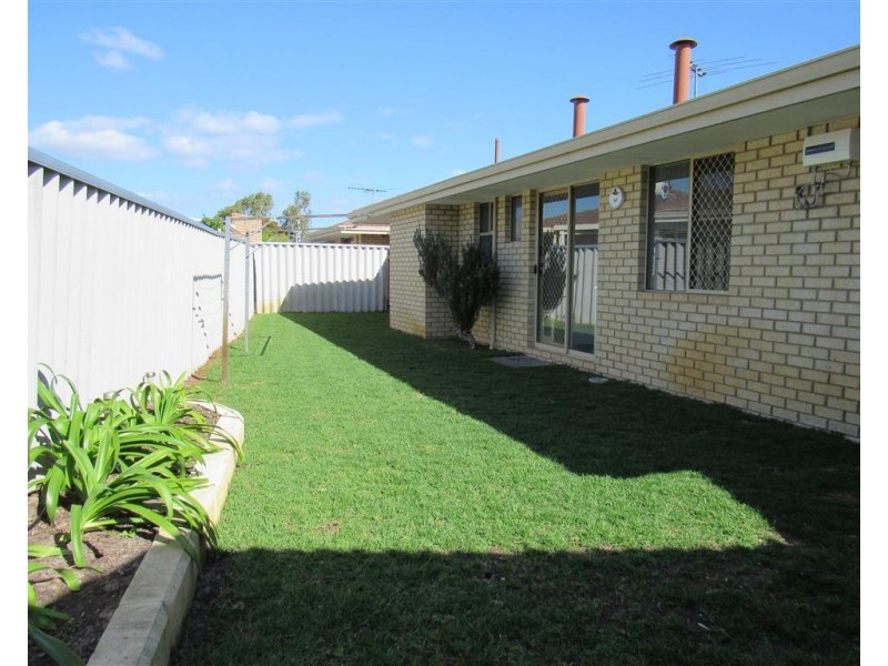 19/10 Merope Close, Rockingham WA 6168