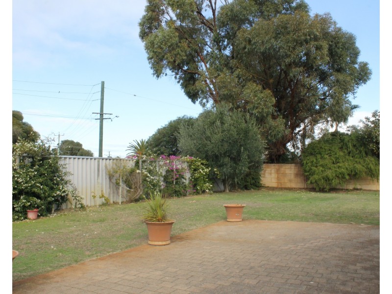 34 Karunjie Road, Golden Bay WA 6174